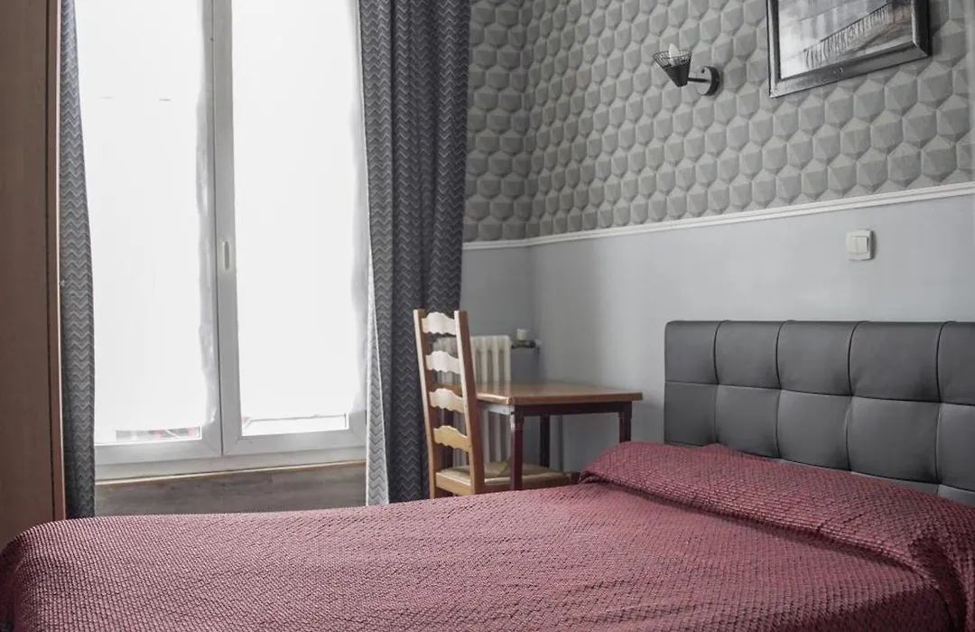 Sully Hotel-1